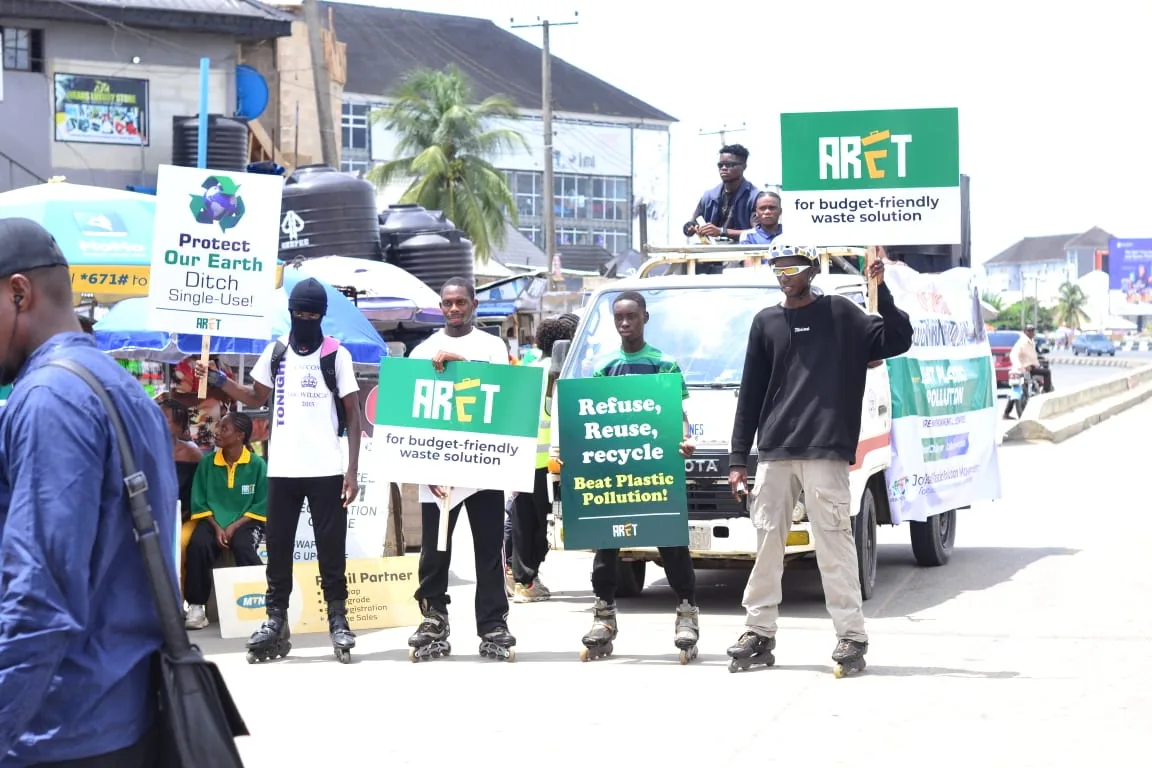 ARET environmental awareness campaign on a public road